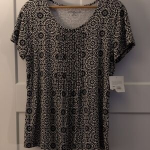 croft & barrow Black and Cream Short Sleeve Scoop Neck Tunic